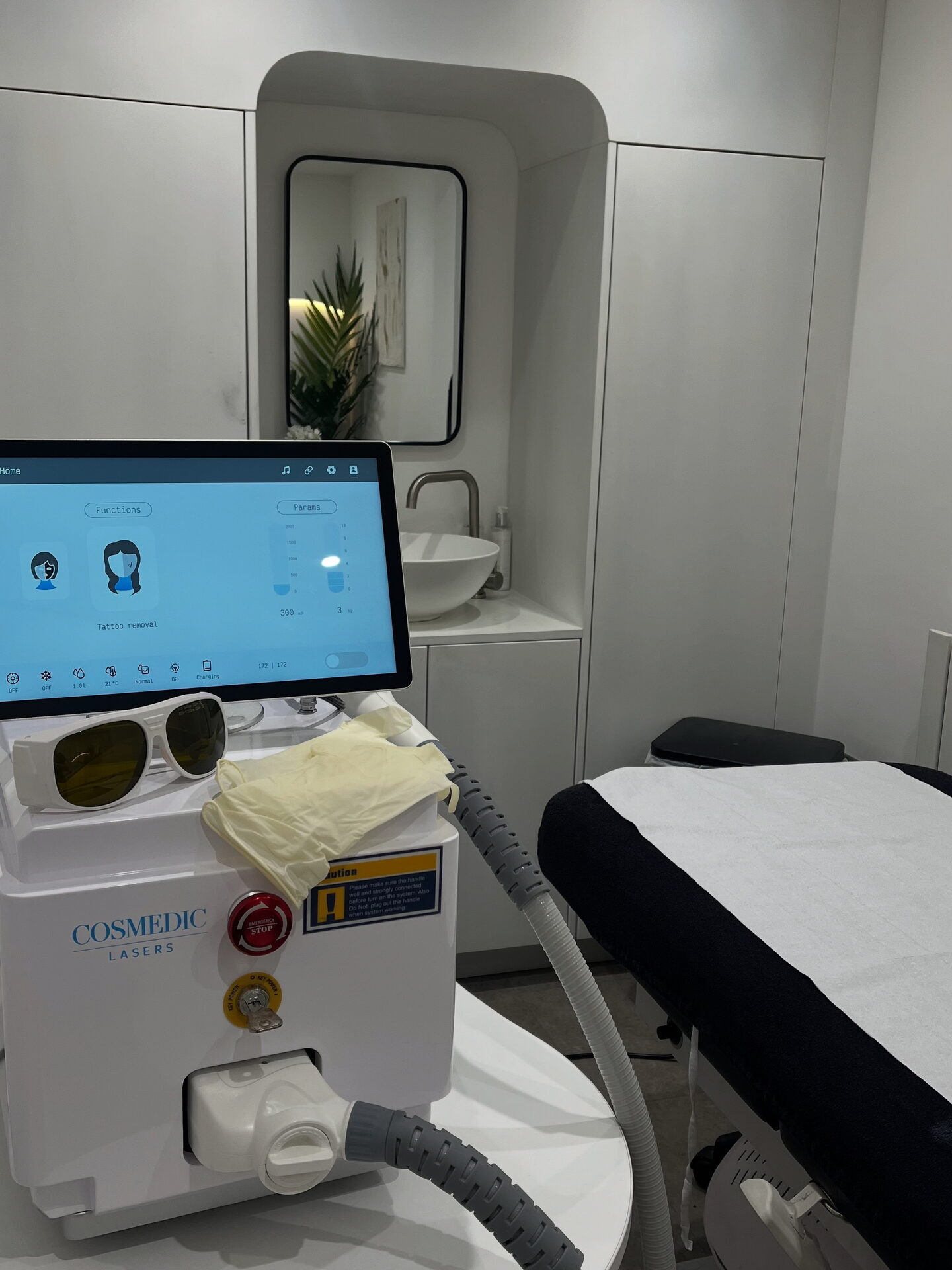 Laser tattoo removal and PMU removal in Birstall, Leicester